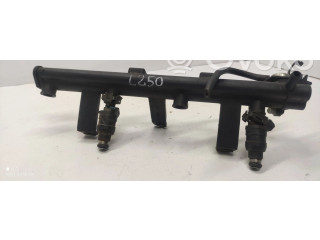 Топливная рампа 9621783580   Peugeot 406  