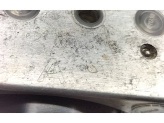 Блок АБС 6R0907379S, 6R0614117K Skoda Fabia Mk2 (5J) 2007 - 2014 года