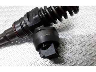 Форсунка 038130073AQ    Audi A3 S3 8L  - 