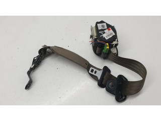 Задний ремень безопасности