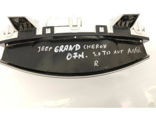 Панель приборов 56050203AL, CR0032110M0C0 Jeep Grand Cherokee (WK)