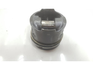 Поршень с шатуном 120A14373R Dacia Sandero для дизельного двигателя