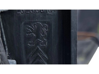 Zpětné zrcátko pravé Peugeot Partner 2011 232636104