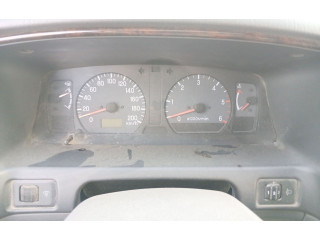 Панель приборов Mitsubishi Montero