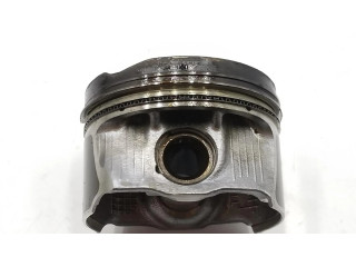 Поршень с шатуном 120106320R Dacia Sandero для бензинового двигателя 0.9