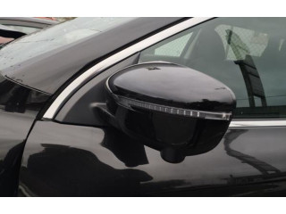 Zpětné zrcátko Nissan Qashqai 2015 REBATIVEL