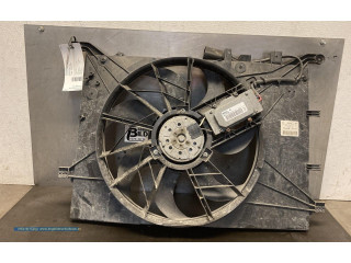 Электрический вентилятор радиаторов  30680512   Volvo V70 