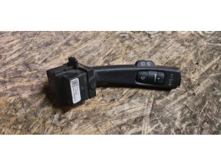 Ручка стеклоочистителей 31275360   Volvo V70