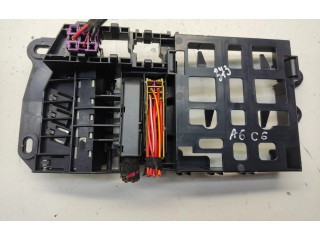 Pojistková skříňka 4F0971845 Audi A6 S6 C6 4F 2006