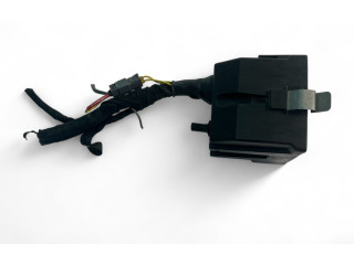 Блок предохранителей 4733036 Saab 9000 CS