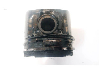 Píst Peugeot 207 pro naftový motor 1.6