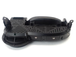 Панель приборов 8200725330 Renault Twingo II