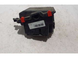 Pojistková skříňka 9804681980 Peugeot 5008 II 2019