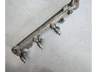 Топливная рампа 036133319   Audi A3 S3 8P   для двигателя BLS