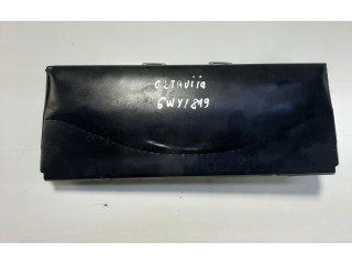 Подушка безопасности для колен 5G2880842C Skoda Octavia Mk3 (5E)