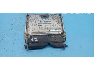 Блок управления двигателя 038906019R, 28SA4762   Skoda Octavia Mk1 (1U)