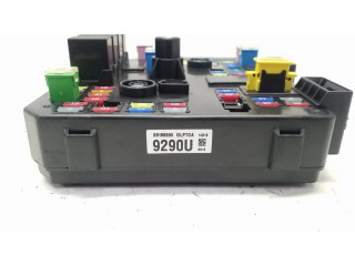 Блок предохранителей 23189290 Chevrolet Captiva