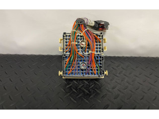 Блок предохранителей  15770996-01   Chevrolet Tahoe    