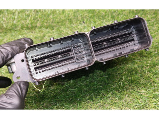 Řídící jednotka 06L907309B, 0261S12720   Volkswagen Tiguan Allspace 2019