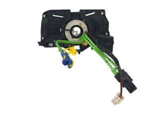 Надувная подушка для руля       Renault Clio IV  2012 -  года   