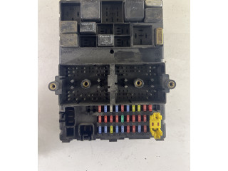 Блок предохранителей 04831433AA, 518722202   Jeep Grand Cherokee (WJ)    