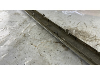 Отделочная ленточка заднего бампера