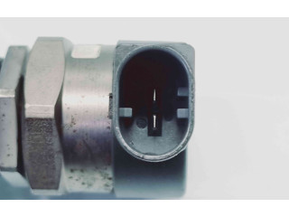 Топливная рампа 03L089M   Skoda Octavia Mk2 (1Z)  