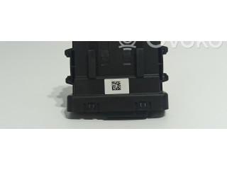 Блок управления 284Y66LA6D   Renault Clio V