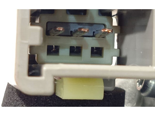 Моторчик заднего дворника 8638163    Volvo XC90