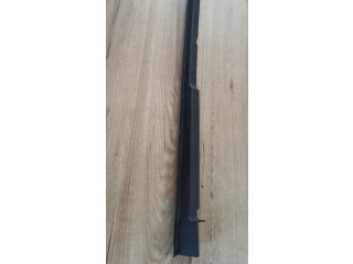 Vstřikovací lišta 4N0820581   Audi A8 S8 D5     