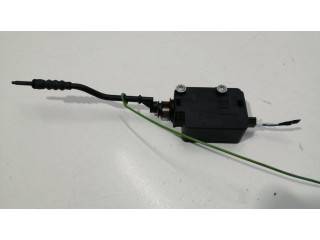 Электрический замок крышки