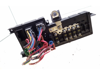 Блок предохранителей 518323324, 8637841   Volvo S60    