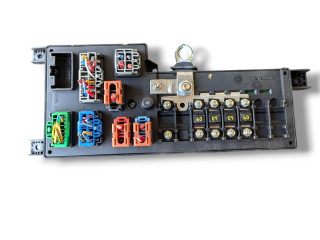 Блок предохранителей 518322326, 8637841   Volvo V70    