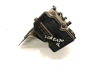 Блок АБС 589102P970 KIA Sorento 2010 - 2014 года