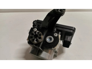 Jednotka ABS 6881173, 6881172   BMW 3 F30 F35 F31 2016