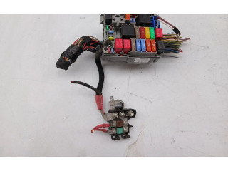 Блок управления впрыском 51867698 Fiat 500L