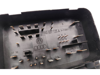   Pojistková skříňka 1K0937125A, 1K0937808E   Volkswagen Tiguan 2008