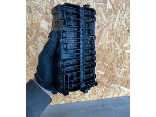 Блок предохранителей  357937039   Volkswagen Corrado    