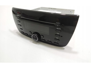 Радио/ проигрыватель CD/DVD / навигация 7355479230   Opel Combo 