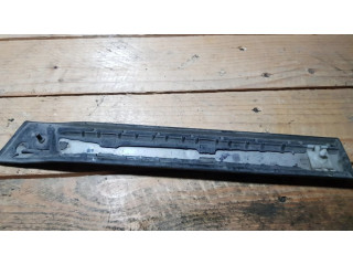 Отделка переднего фонаря