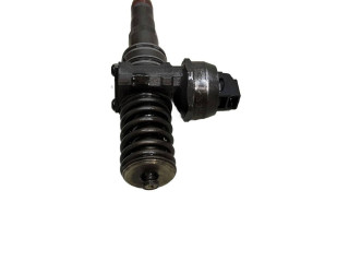 Форсунка 038130073BN    Volkswagen Jetta V  BLS 