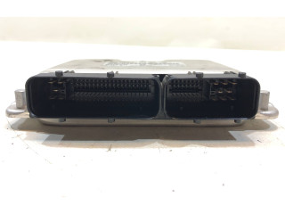 Блок управления двигателем Блок управления 8E907401T   Skoda Superb B5 (3U)