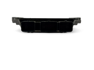 Блок управления двигателем Блок управления 30729351   Volvo V70