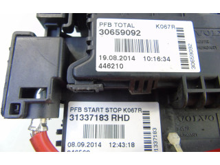 Блок предохранителей 30659092, 31337183   Volvo V70    