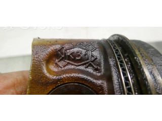 Поршень с шатуном K4M696 Dacia Duster 1.6