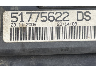 Блок предохранителей 51775622, 51775622 Fiat Grande Punto