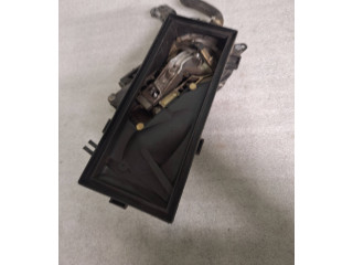 Топливная рампа    Audi 80 90 S2 B4  