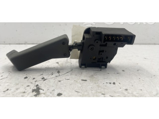 Ручка стеклоочистителей 7700765532 Renault 21