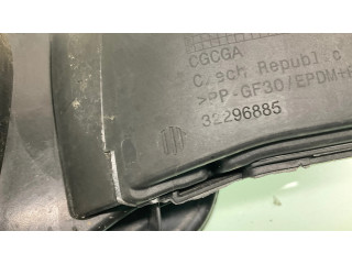 Крышка гнезда для зарядки электромобиля