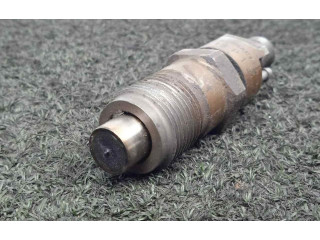 Vstřikovač KCN18P1, BOSCH Nissan Serena LD23A